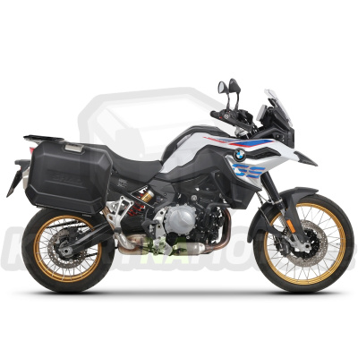 Kompletní sada bočních černých hliníkových kufrů SHAD TERRA BLACK 36L/47L , včetně montážní sady SHAD BMW F 750 GS/ F 850 GS/ F 850 GS Adventure